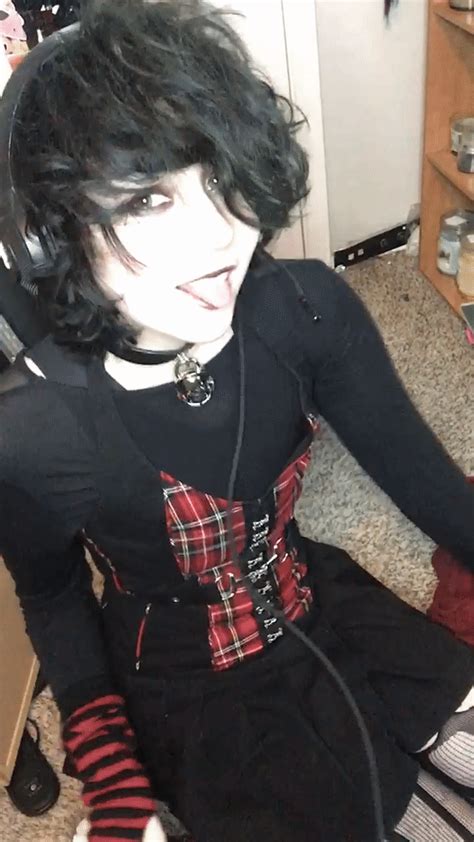 Femboy sucks and takes BWC on Valentines day .